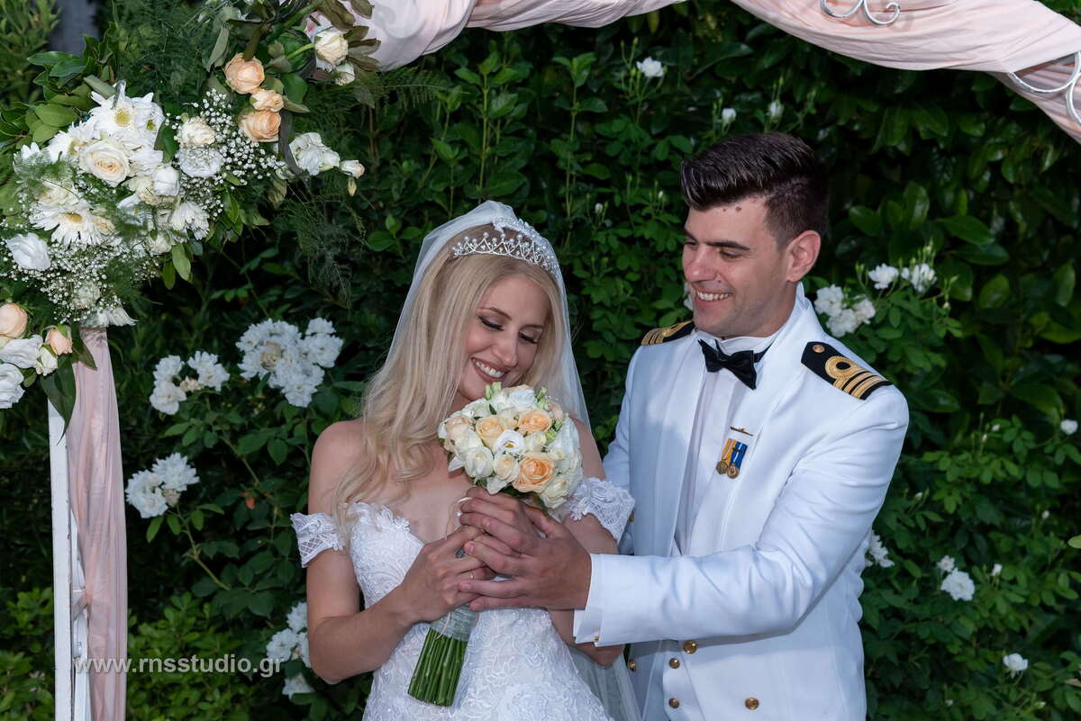 Νίκος & Χριστίνα - Αττική : Real Wedding by R N S  Studio